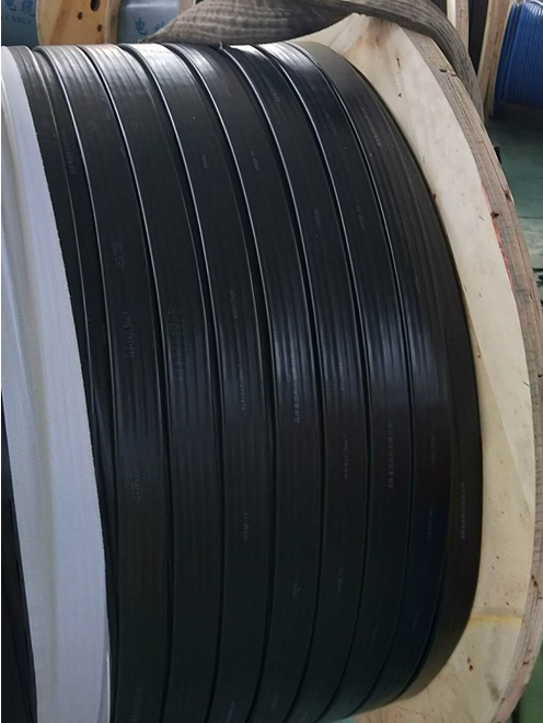 637390437818457301779